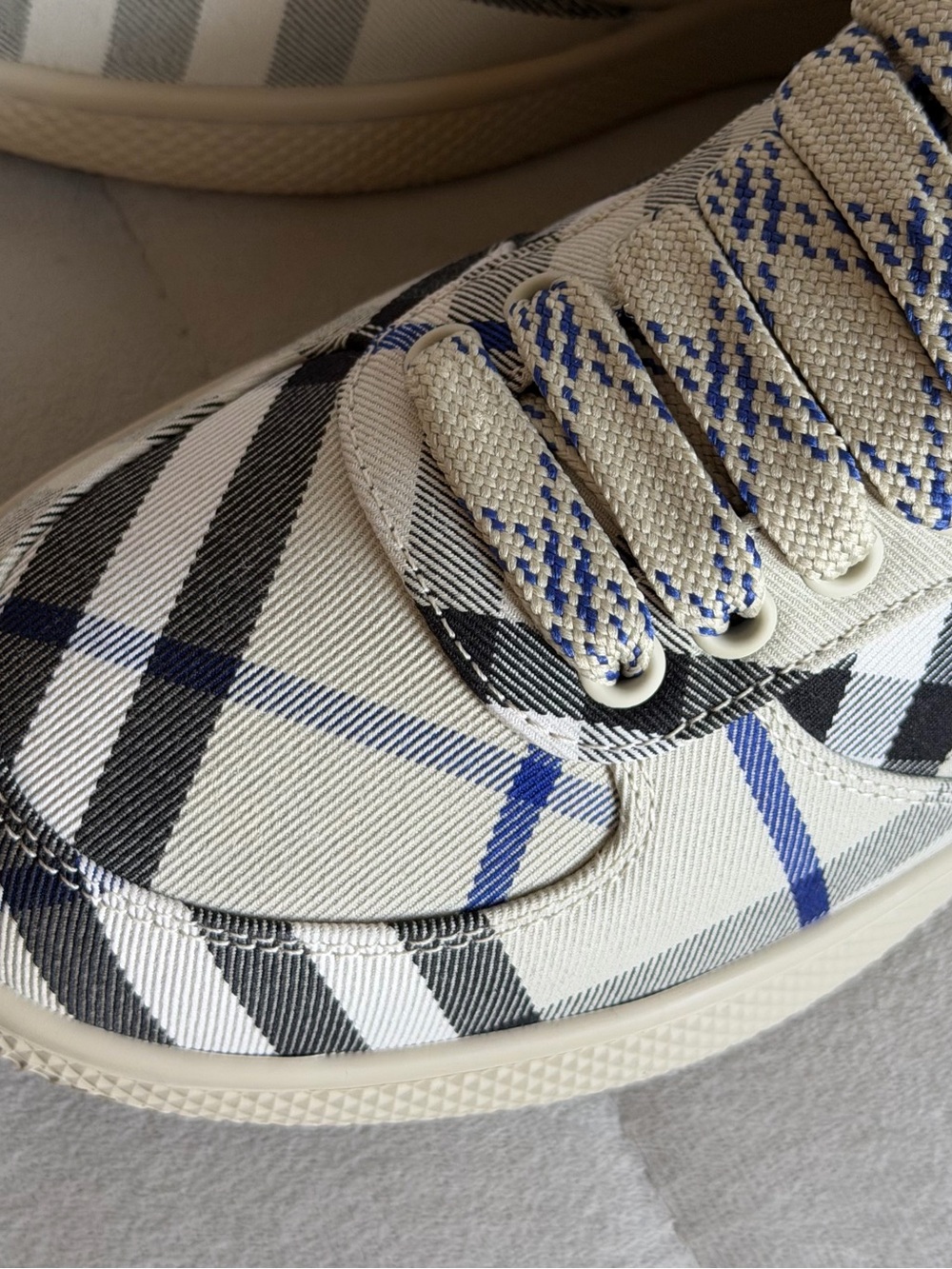 Burberry Check Low Top Sneaker - Picture 8 of 14